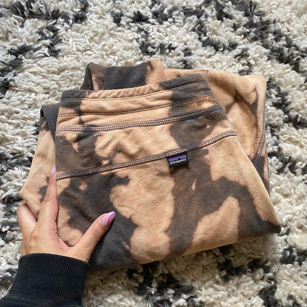 Patagonia Acid wash sweats